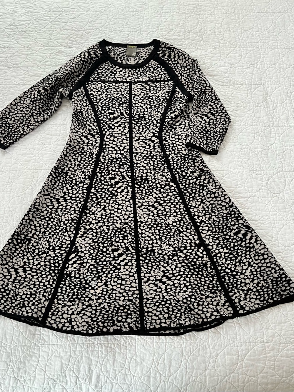 Taylor Black & Tan Animal Print Fit-and-Flare Sweater-Dress Soft Day-to-Evening